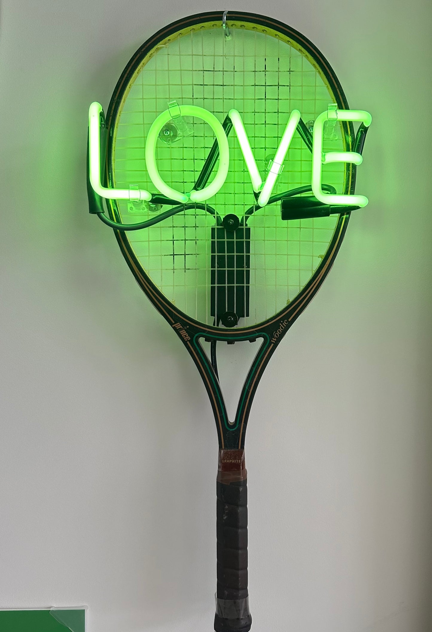 LOVE Neon Vintage Racket