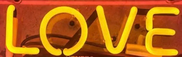 LOVE Neon Vintage Racket